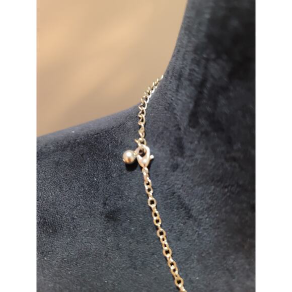 Women's Beaded Necklace With Golden Triangle Pendant And Lobster Clasp Lock - Picture 6 of 7